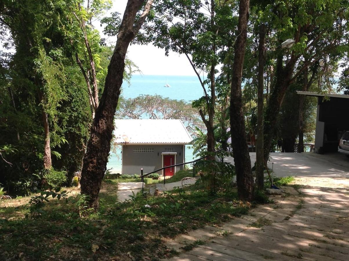 Koh Sirey Beachfront Pool Villa Phuket Kültér fotó